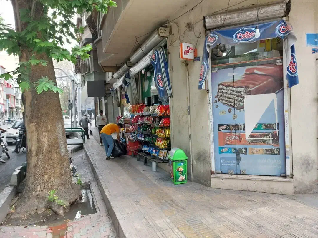 فروش مغازه در بورس پارچه و تولیدی ها|فروش مغازه و غرفه|تهران, آذربایجان|دیوار