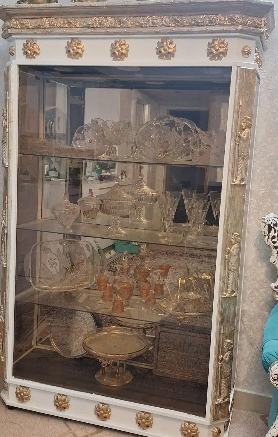 گنجه چوب فرفورژه طرح تخت جمشید|بوفه، ویترین، کنسول|گلبهار, شهر جدید گلبهار|دیوار