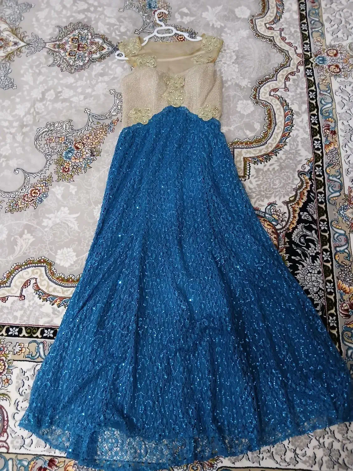 پیراهن مجلسی|لباس|مشگین شهر, |دیوار