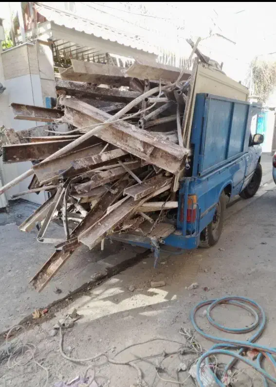 سمساری خریدار و فروش تخصصی ضایعات فلزی و تیر آهن|عمدهفروشی|کرج, مصباح|دیوار