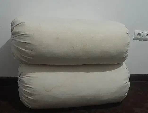 بالشت|رختخواب، بالش، پتو|حسن آباد, |دیوار