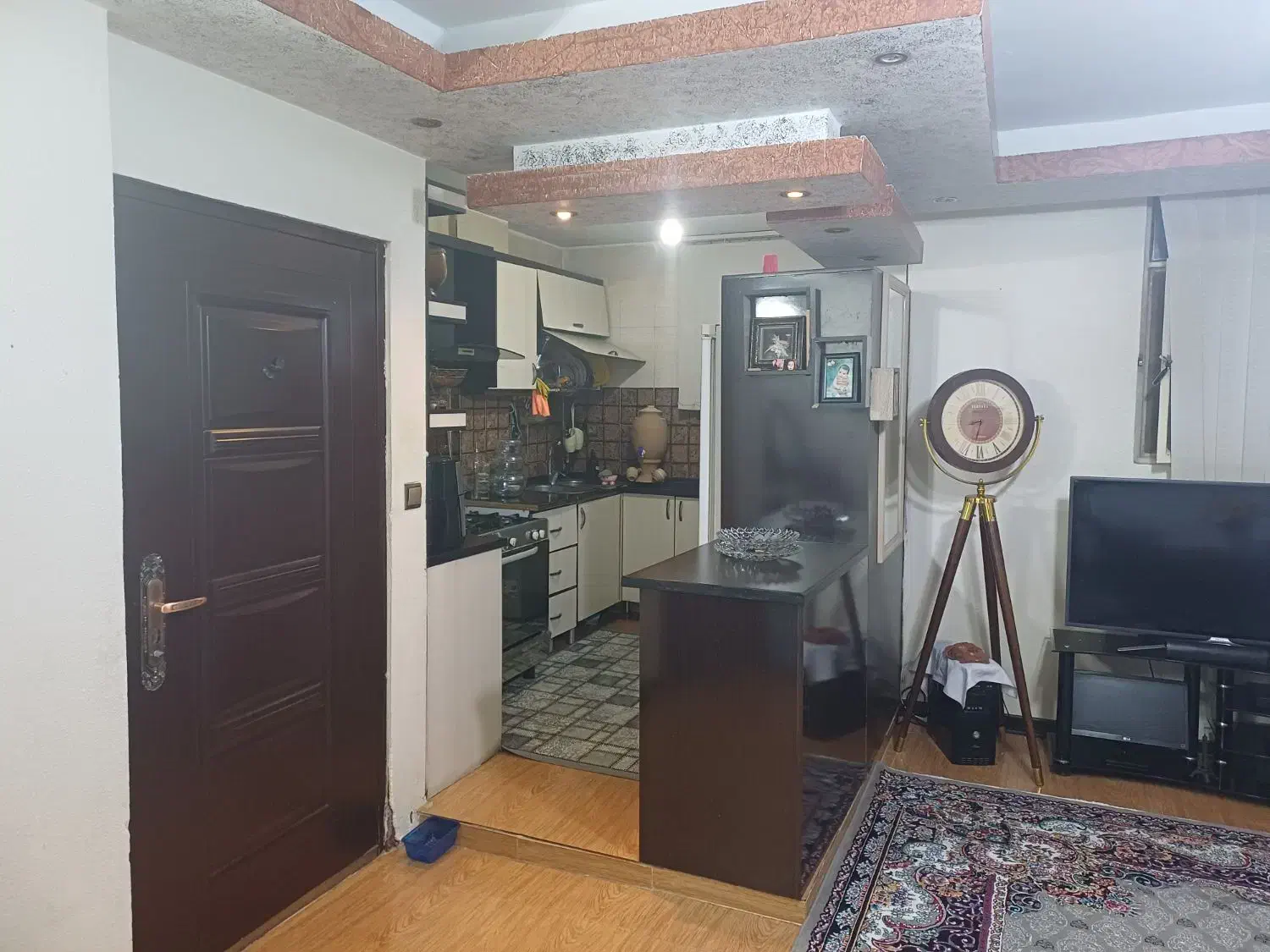 اپارتمان شیک ۶۶متری واقع درمهارت|فروش آپارتمان|شاهینشهر, خانه کارگر|دیوار