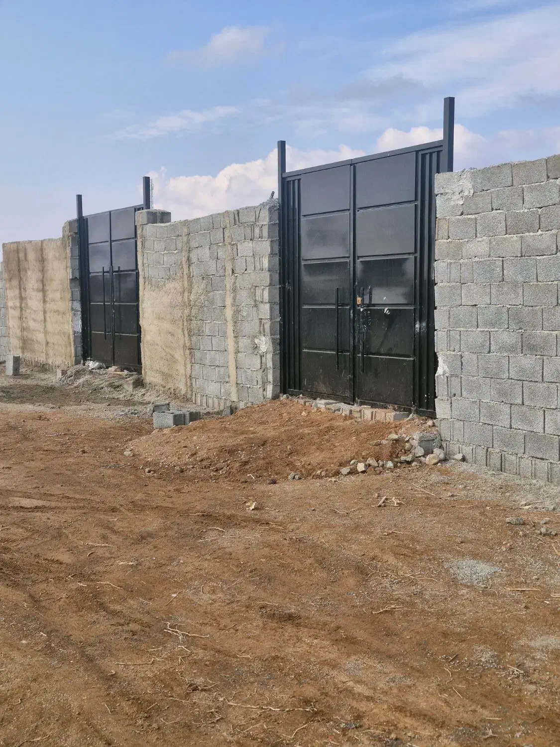 چهاردیواری مجزا ۶۶۰ متری سنددار (اقساطی)|فروش زمین و ملک کلنگی|صفادشت, |دیوار