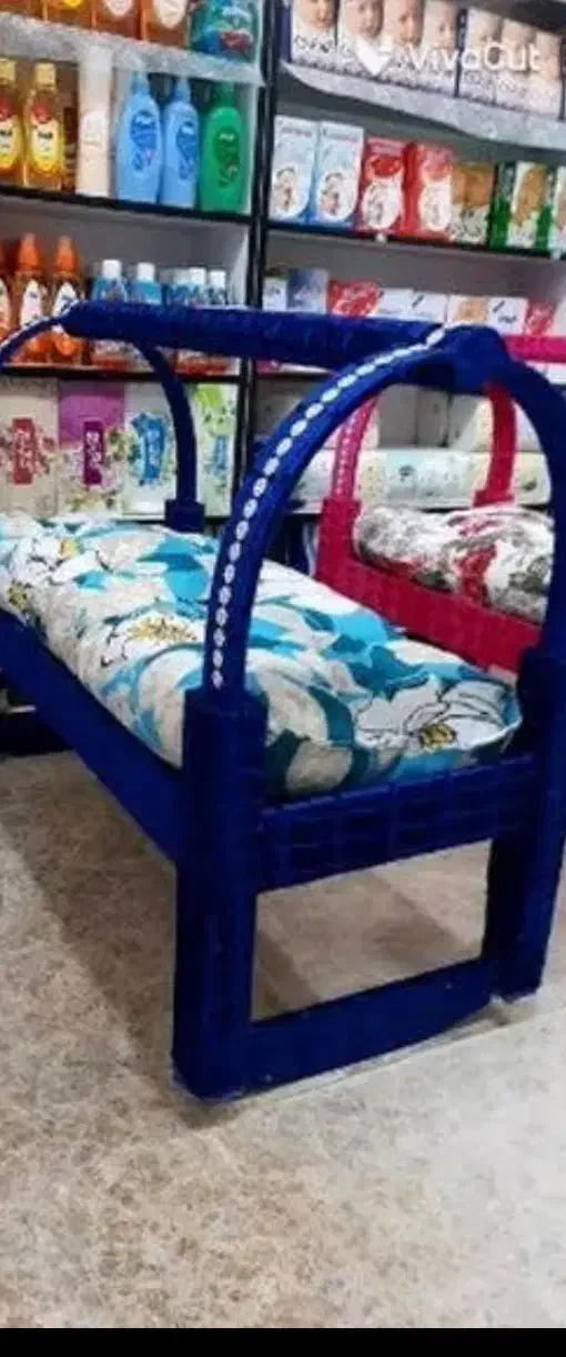 بیشکه گهواره کردی|تخت و صندلی بچه|سنندج, |دیوار