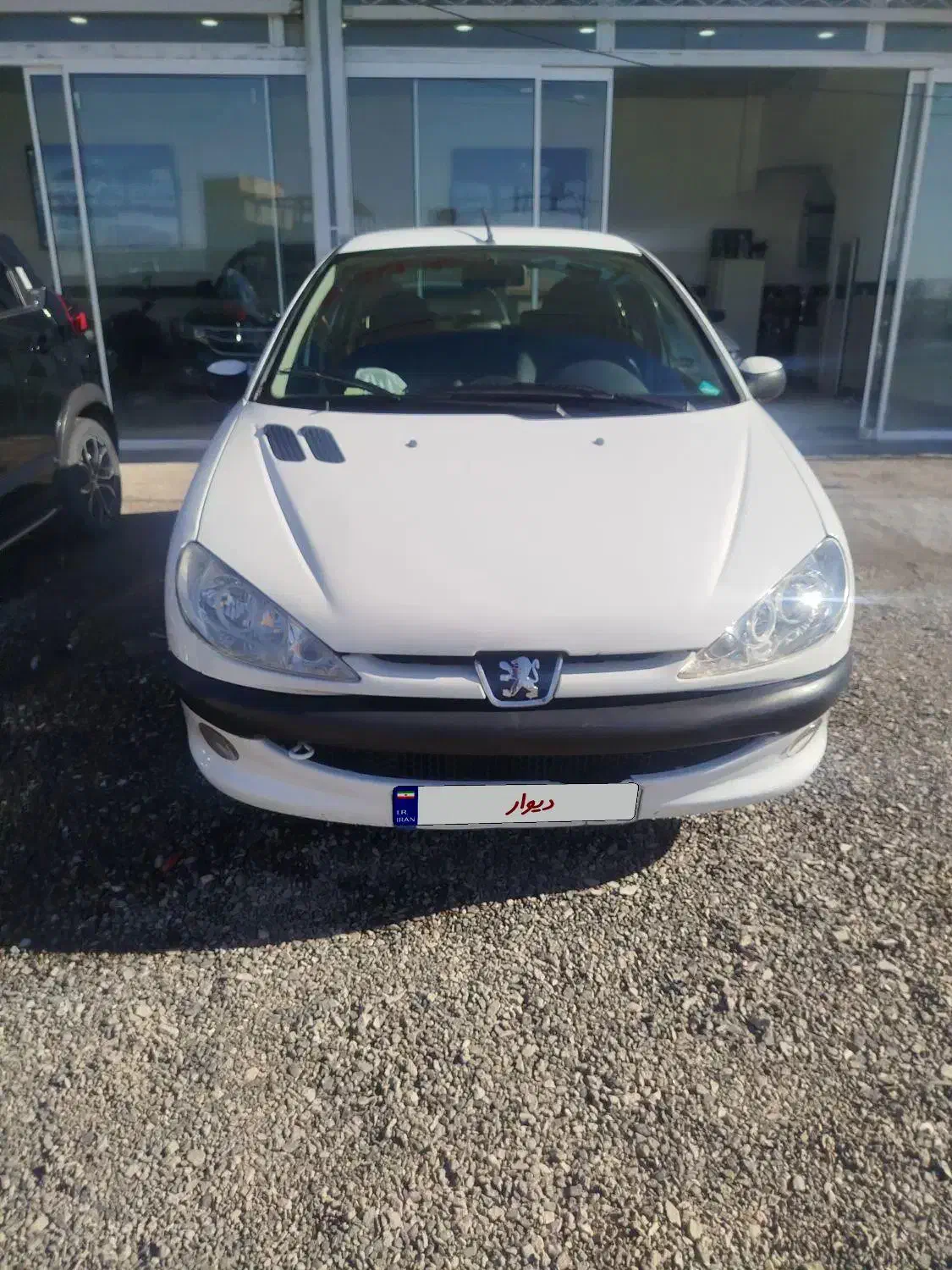 پژو۲۰۶مدل۹۶بیرنگ|خودرو سواری و وانت|سبزوار, سیادتی|دیوار