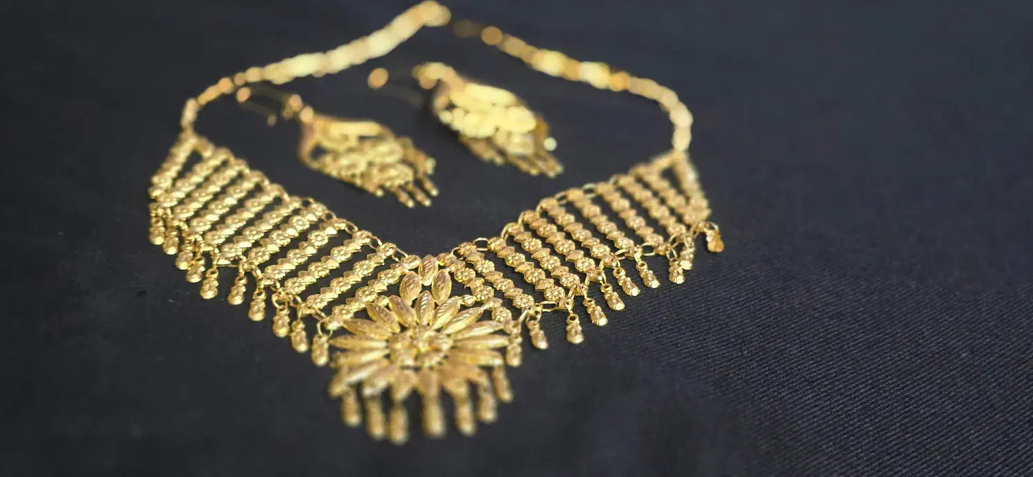 سرویس طلا|جواهرات|شیراز, لاله|دیوار