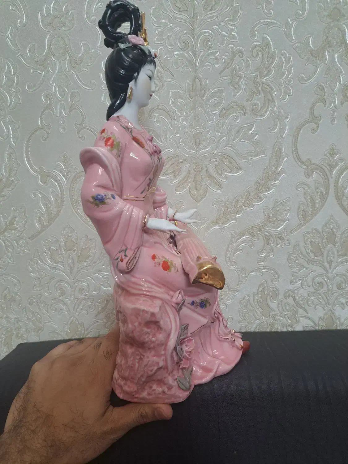 مجسمه زن چینی|مجسمه، تندیس، ماکت|مشهد, هنرور|دیوار