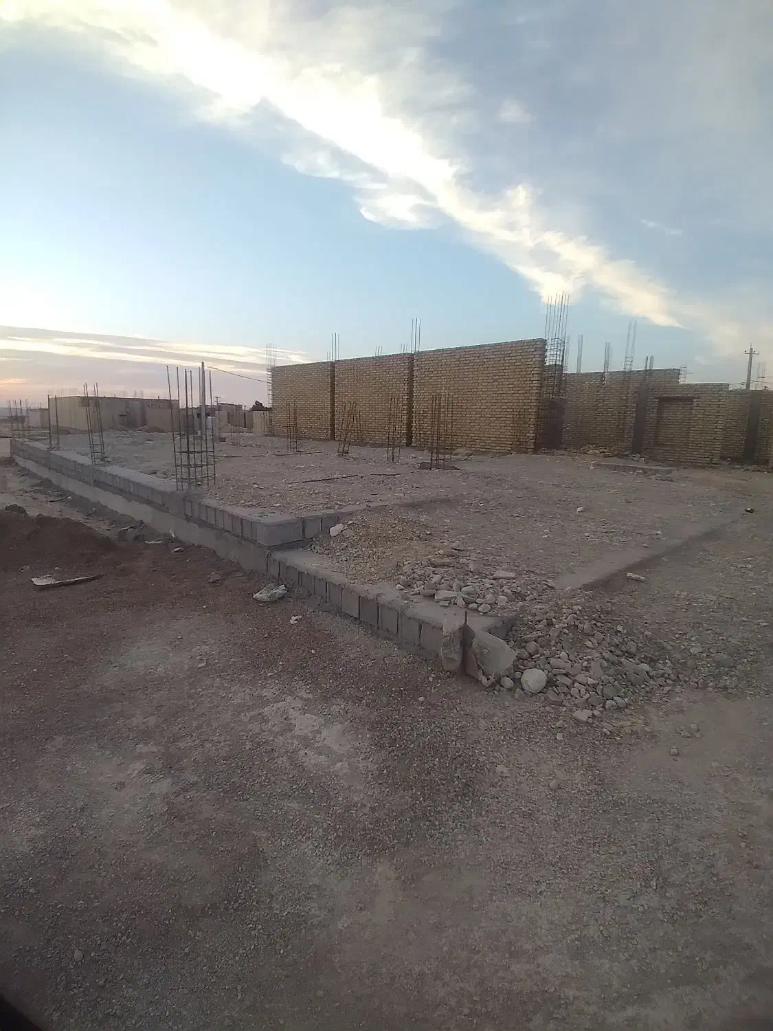 فروش زمین قطع ۳۲۸اولین ردیف بعد فضای سبز خ اصلی|فروش زمین و ملک کلنگی|دهلران, |دیوار