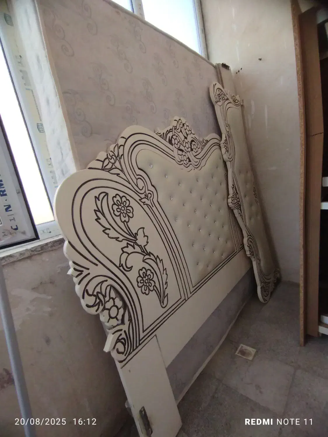 تخت خواب دو نفره در حد نو|تخت و سرویس خواب|اردبیل, |دیوار