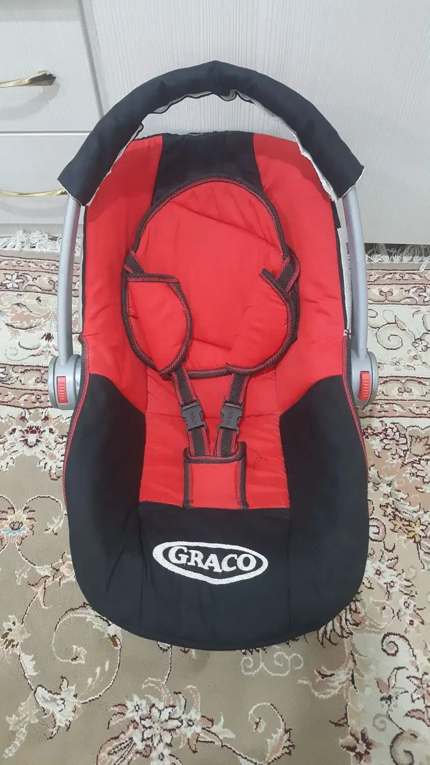 کریر|کالسکه و لوازم جانبی|بروجرد, |دیوار