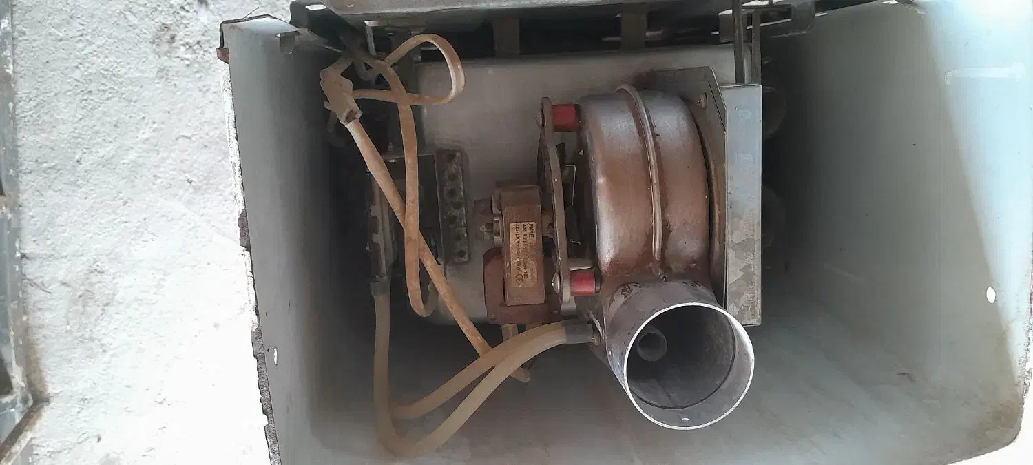 آبگرمکن فن دار|آبگرمکن، پکیج، شوفاژ|پیشوا, |دیوار