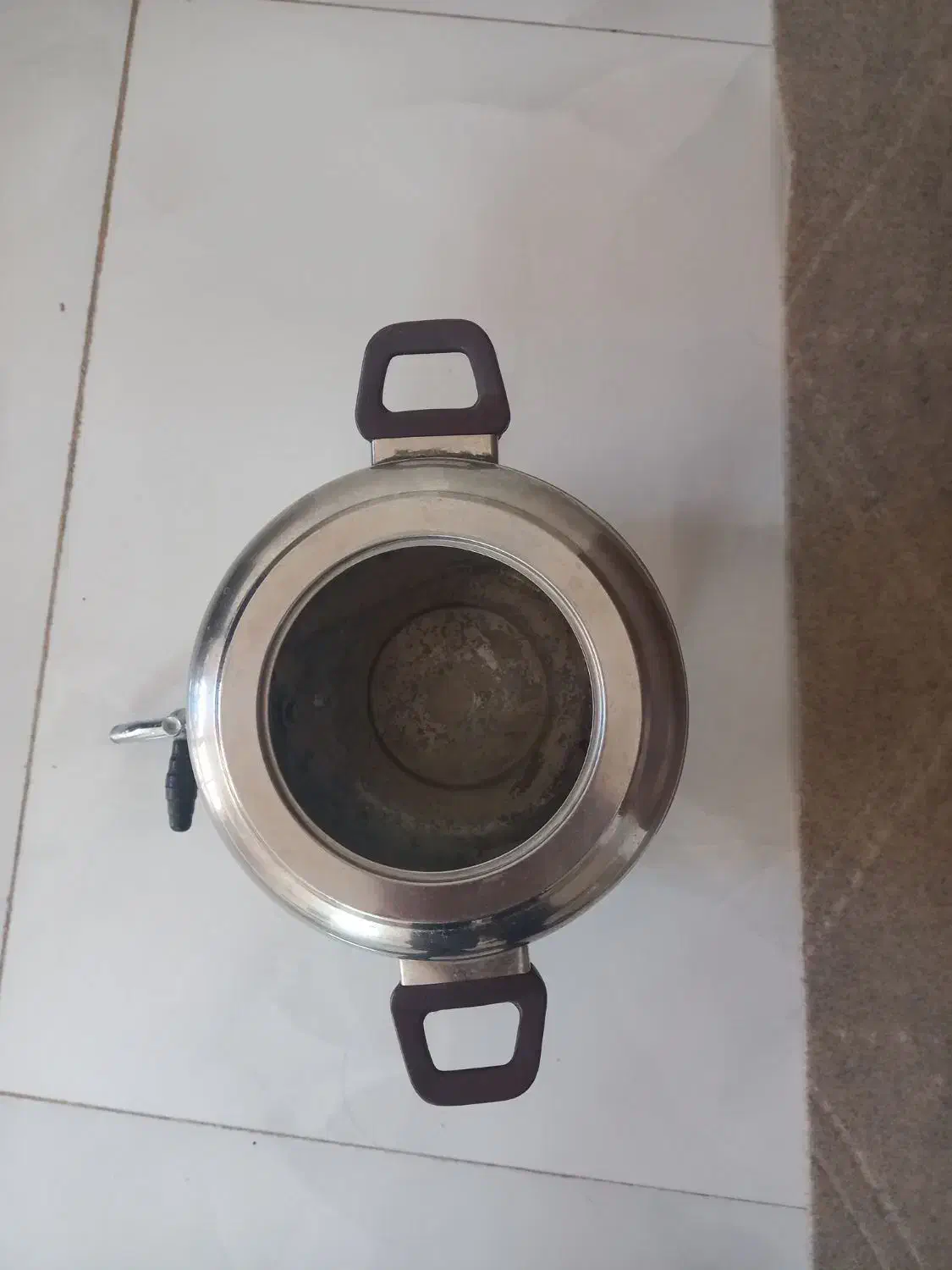 ۶لیتری|کلکسیون اشیاء عتیقه|اصفهان, باغ گلها|دیوار