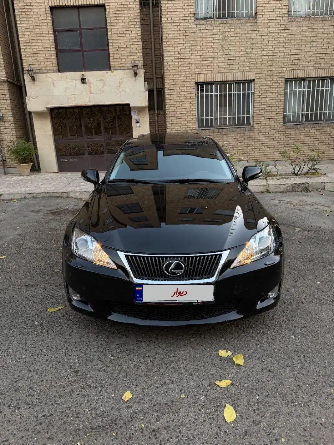 لکسوس IS300 مدل 2010/کارکرد ۱۴۰.۰۰۰ کیلومتر|خودرو سواری و وانت|تهران, میرداماد|دیوار