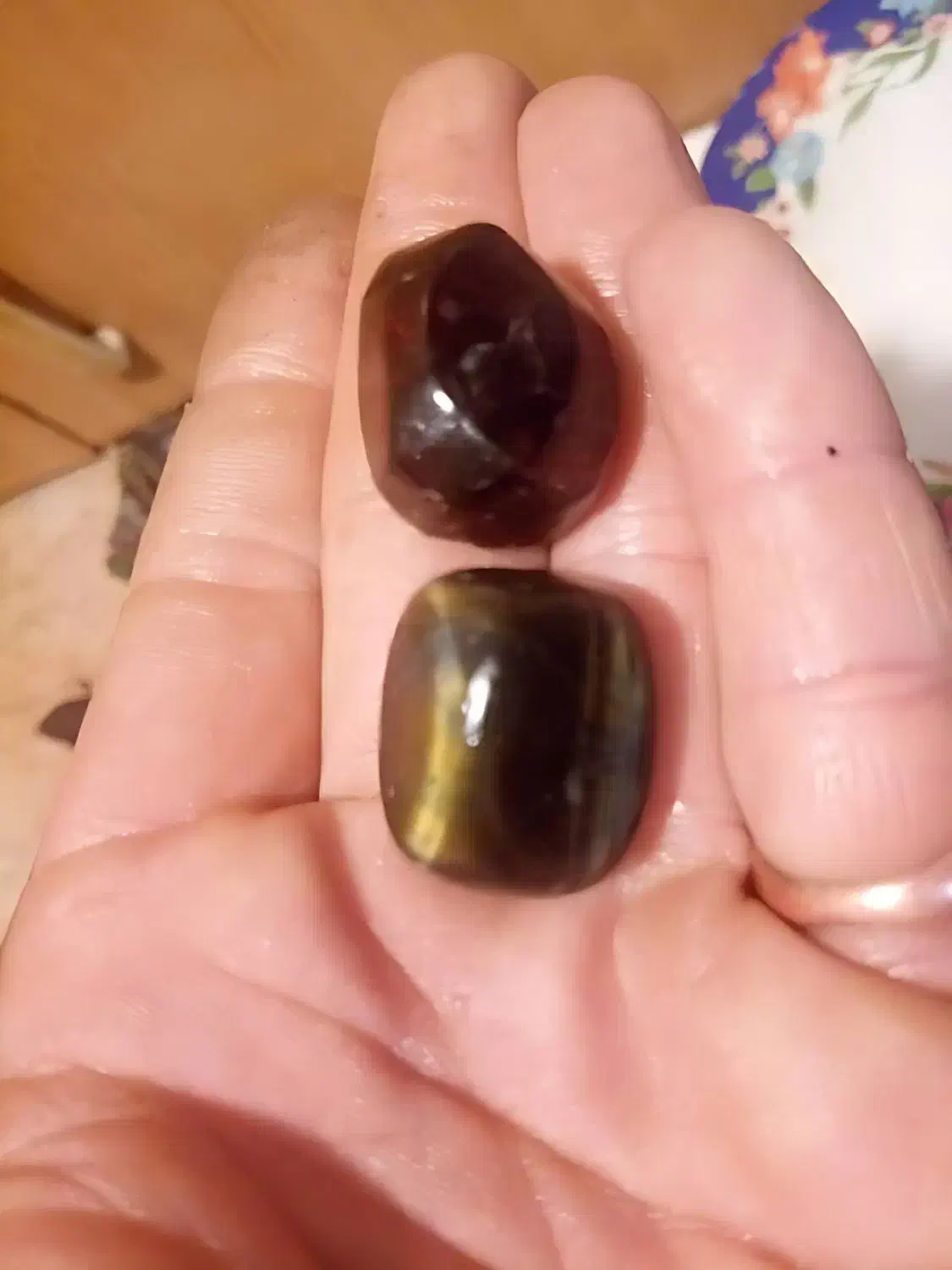 شهاب سنگ وسنگ اسیاب|کلکسیون اشیاء عتیقه|سلمان‌شهر, |دیوار