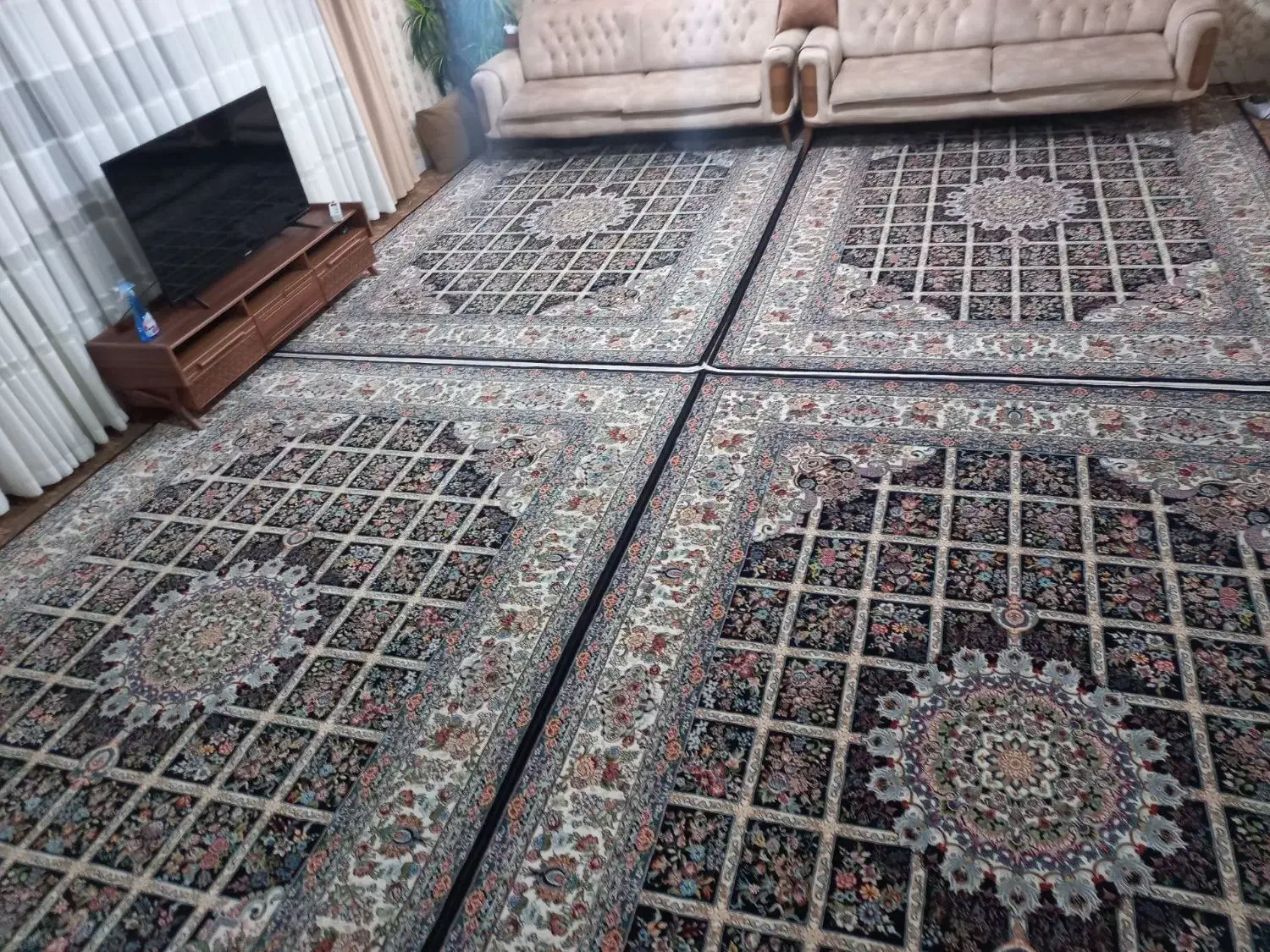 فرش ۷۰۰شانه|فرش|همدان, |دیوار