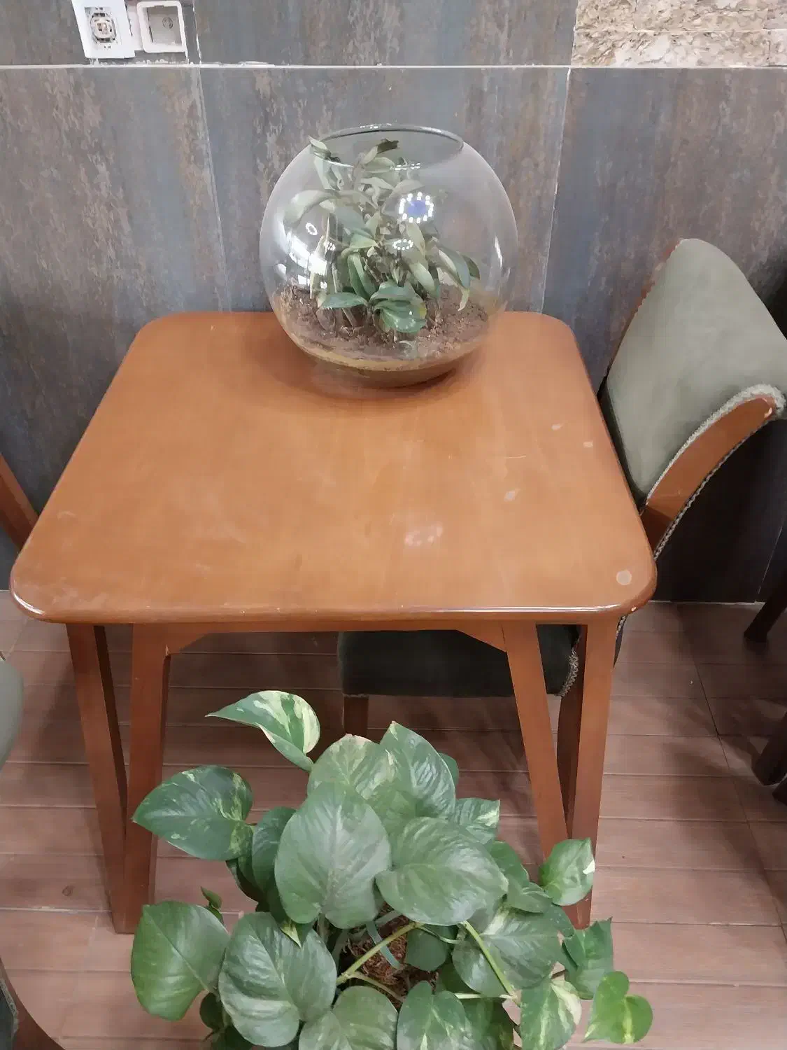 میز ۴نفره|میز و صندلی غذاخوری|خرمدره, |دیوار