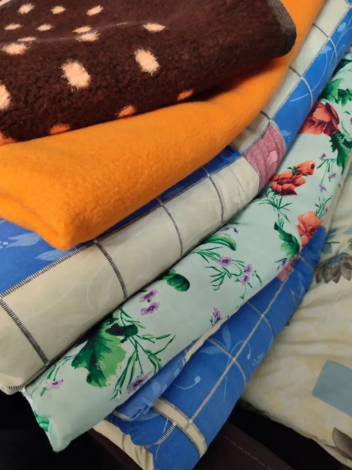 پتو و رختخواب|رختخواب، بالش، پتو|بهشهر, |دیوار