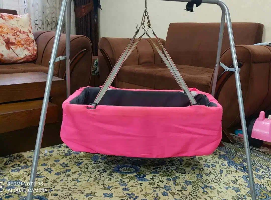 گهواره و ست رختخواب کودک و کریر|اسباب و اثاث بچه|کاشان, فاز ۱ ناجی آباد|دیوار