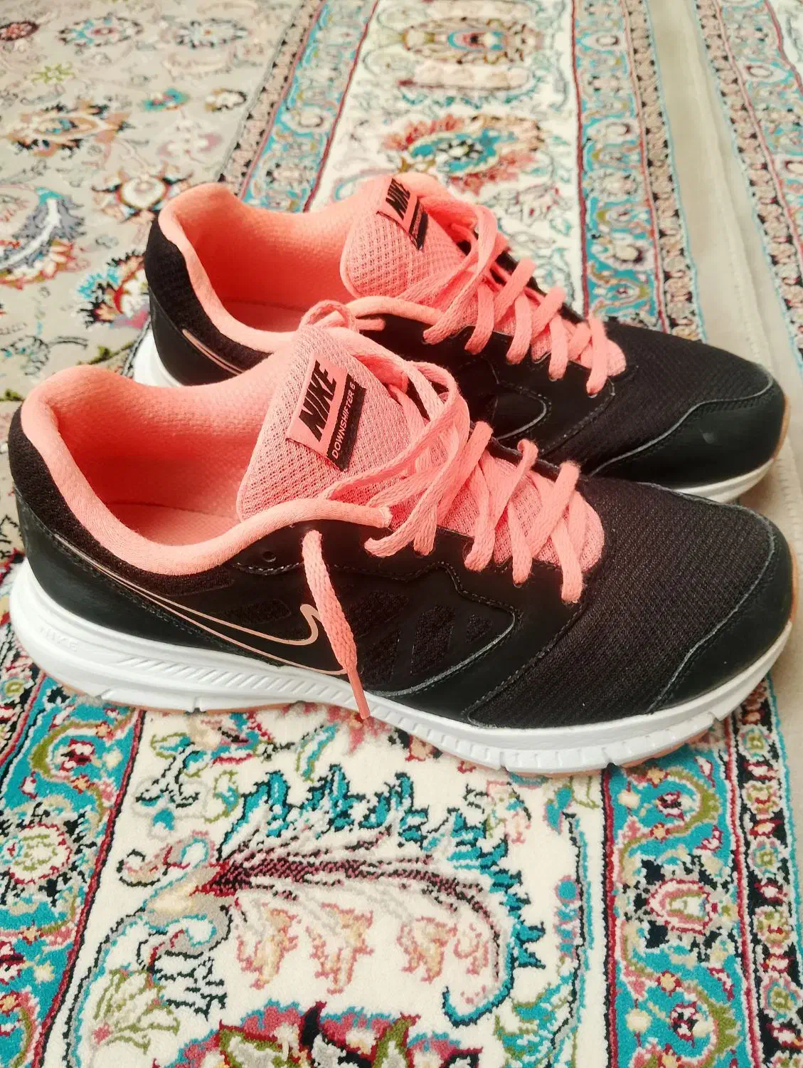 کفش اسپورت|کیف، کفش، کمربند|مریوان, |دیوار