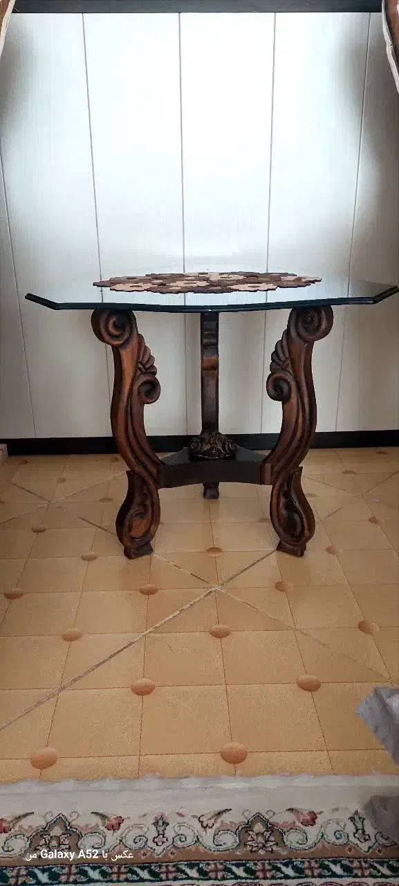 میز جلو مبلی و عسلی کاملا تمیز|مبلمان خانگی و میز عسلی|بروجرد, |دیوار