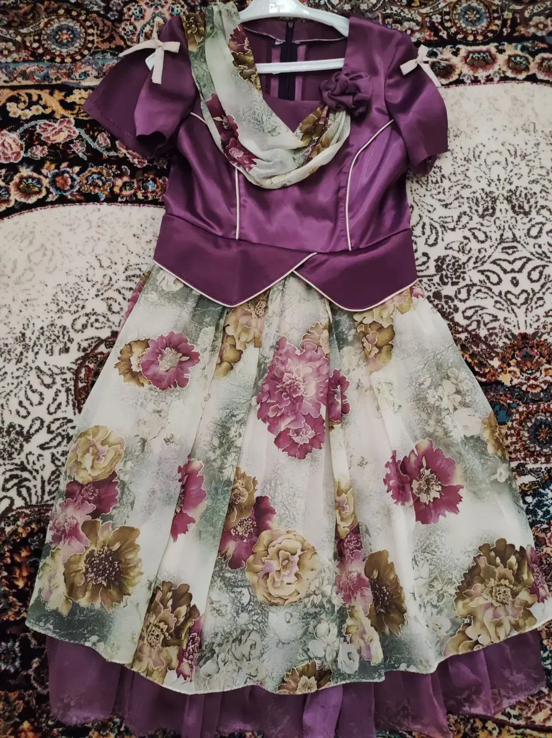 عکس مجلسی|لباس|آستانه اشرفیه, |دیوار