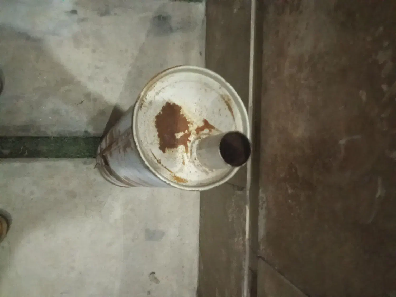 انبار اگزوز عقب نیسان|قطعات یدکی و لوازم جانبی|رشت, هلال احمر|دیوار