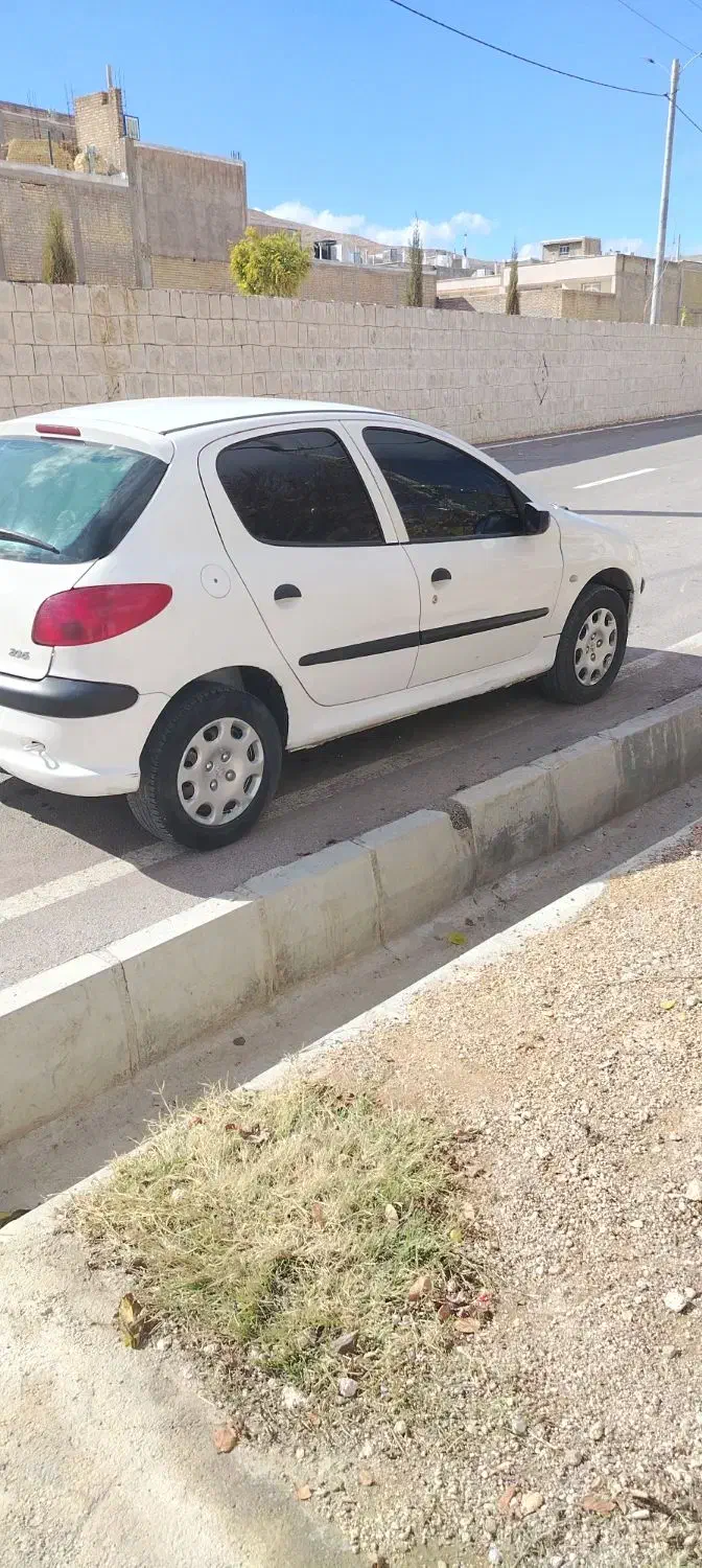 206 تیپ 2|خودرو سواری و وانت|زرقان, |دیوار