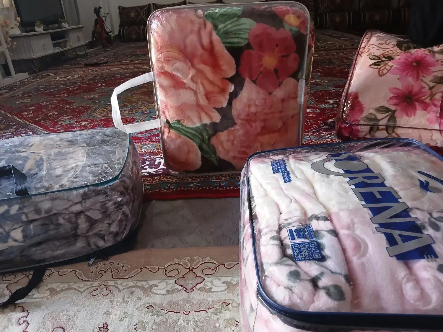 پتو دونفر|رختخواب، بالش، پتو|ایذه, |دیوار