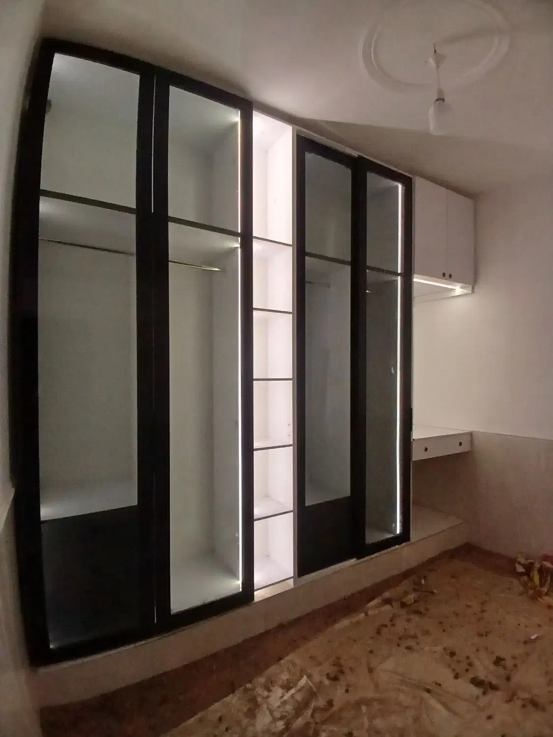 طراحی و ساخت کمد دیواری سفارشی|مصالح و تجهیزات ساختمان|قم, پردیسان|دیوار