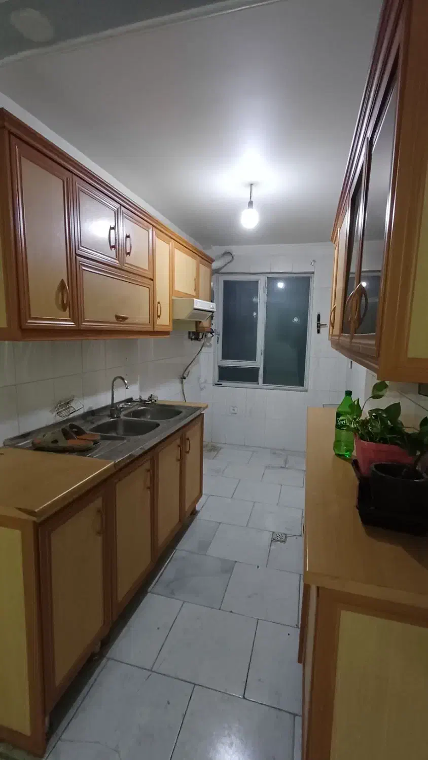 ۵۸متر/طبقه دوم سندی/آذربایجان/فاصله تامترو ۳دقیقه