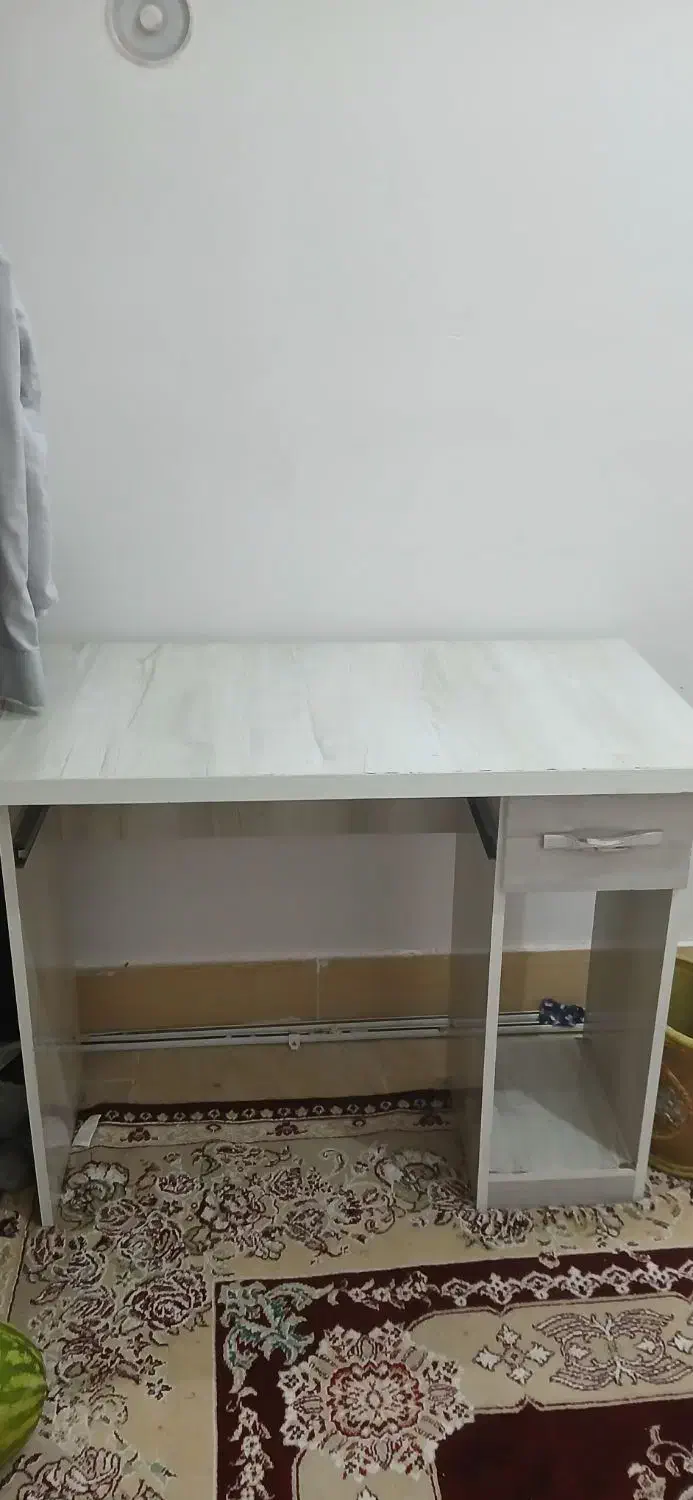 میز کامپیوتر و میز عسلی|میز تحریر و کامپیوتر|سبزوار, توحیدشهر|دیوار