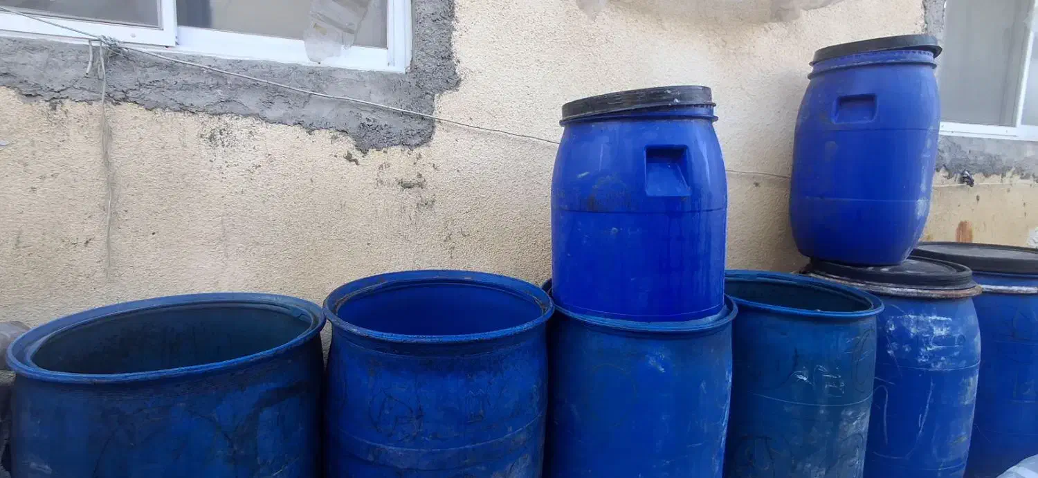 دبه زیتون در حد نو با درب|ظروف نگهدارنده، پلاستیکی، یکبارمصرف|رشت, لاکان|دیوار