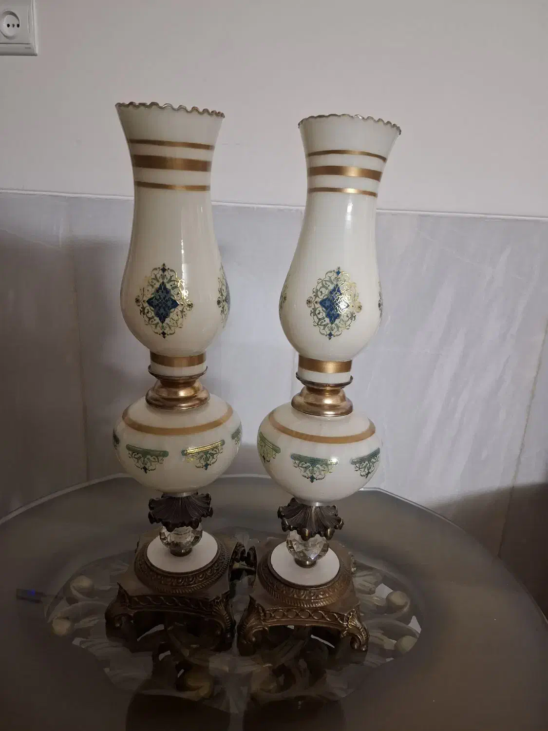 جفت لاله طرح|چراغ خواب و آباژور|حمیدیا, |دیوار