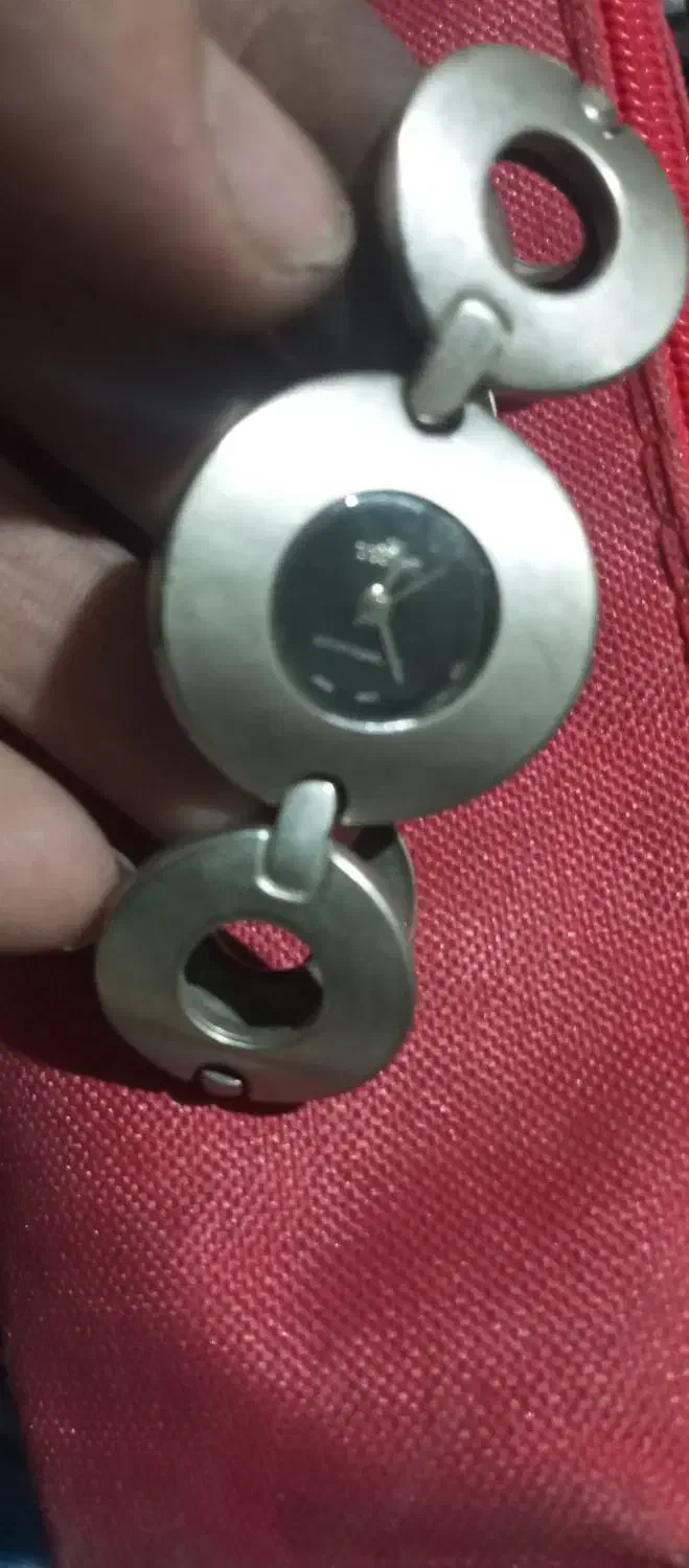 ساعت زنانه قدیمی شاید نقره باشه|ساعت|چهاردانگه (تهران), |دیوار