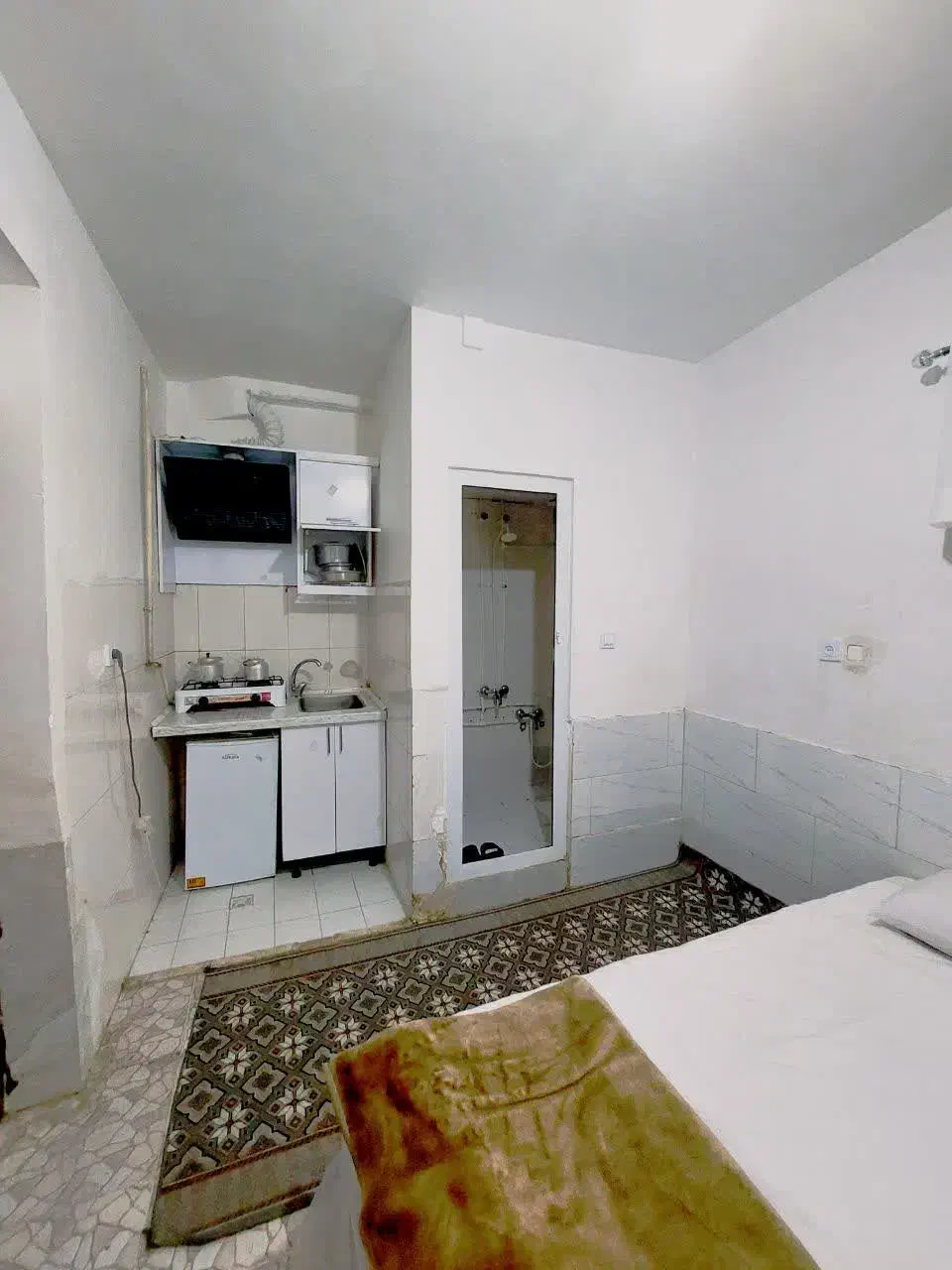 سوییت آپارتمان حاشیه طبرسی نزدیک حرم تاپ لوکیشن|اجارهٔ کوتاهمدت آپارتمان و سوئیت|مشهد, پایین خیابان|دیوار