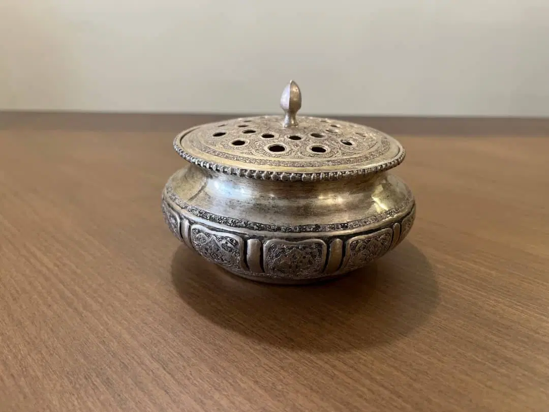 ظروف نقره « جای قندان عود گل ـ استکان ـ سینی »|کلکسیون اشیاء عتیقه|تهران, سید خندان (جلفا)|دیوار