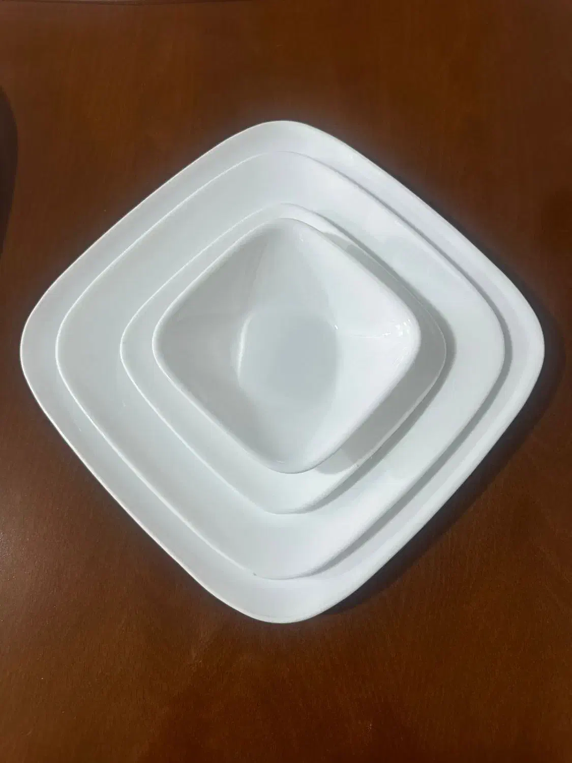 سرویس غذا خوری کورل آمریکایی|ظروف سرو و پذیرایی|رشت, کوی فکوری|دیوار