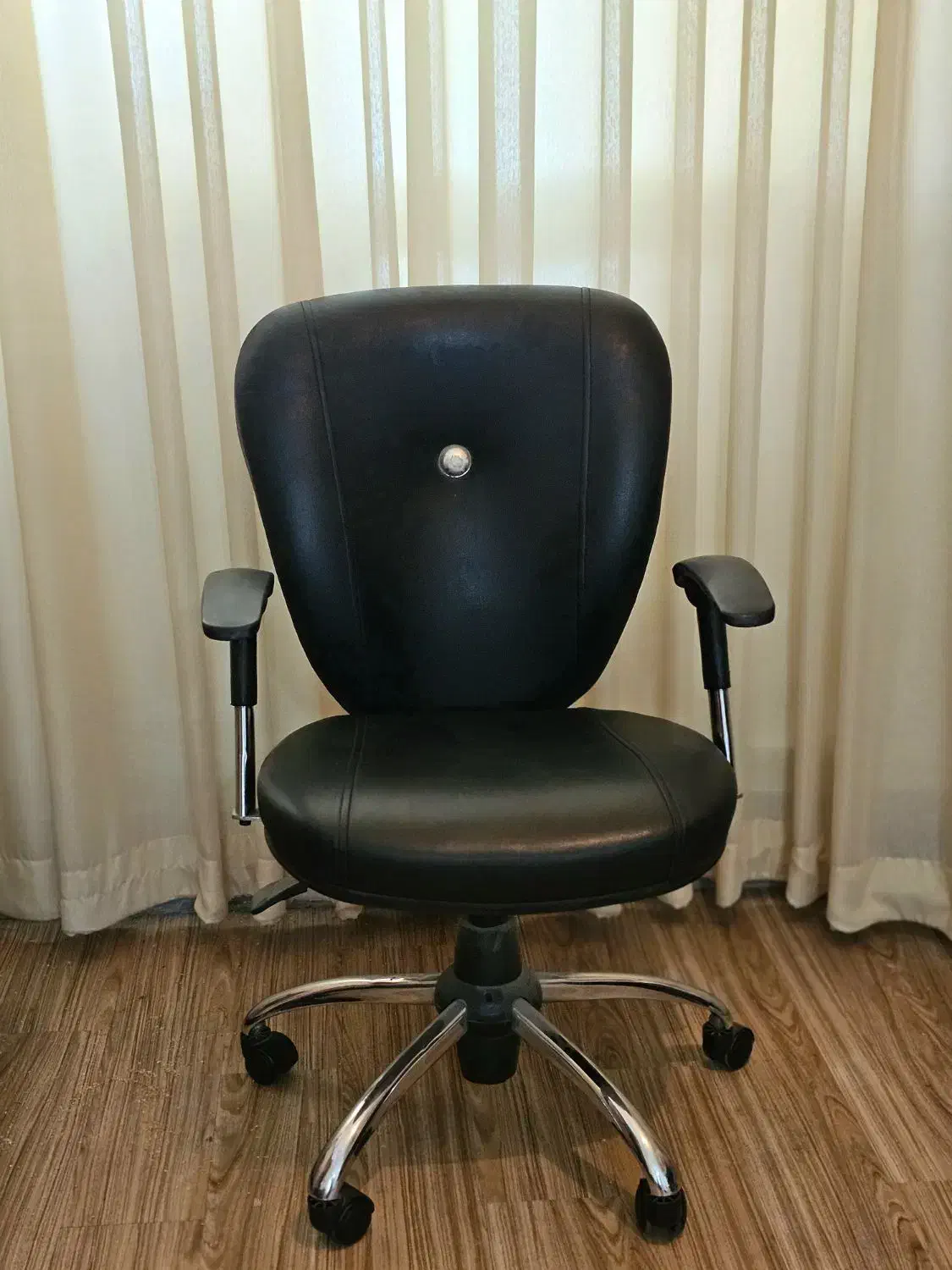 صندلی چرخی|مبلمان اداری|مشهد, شهید بهشتی|دیوار