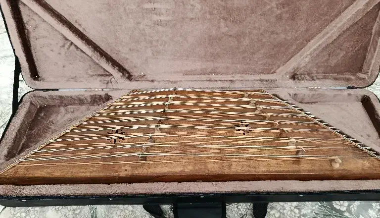 سنتور|سازهای سنتی|اندیشه, اندیشه فاز ۳|دیوار