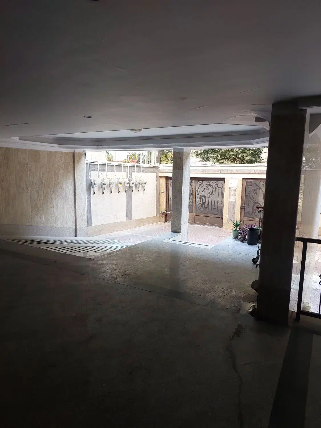 ۱۰۰‌متر‌اپارتمان