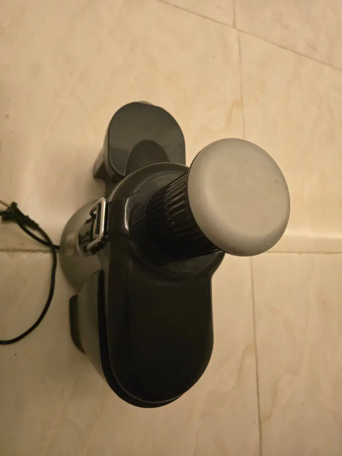 عصاره گیر و آبمیوه گیر Hugel اصل آلمان|آبمیوه‌گیر و آب‌مرکبات‌گیر|رشت, آزادگان|دیوار