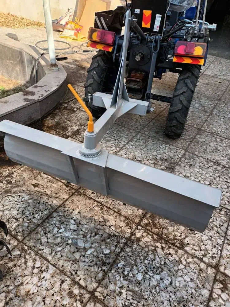 تیلر چهار چرخ|ماشین‌آلات صنعتی|گرمسار, |دیوار