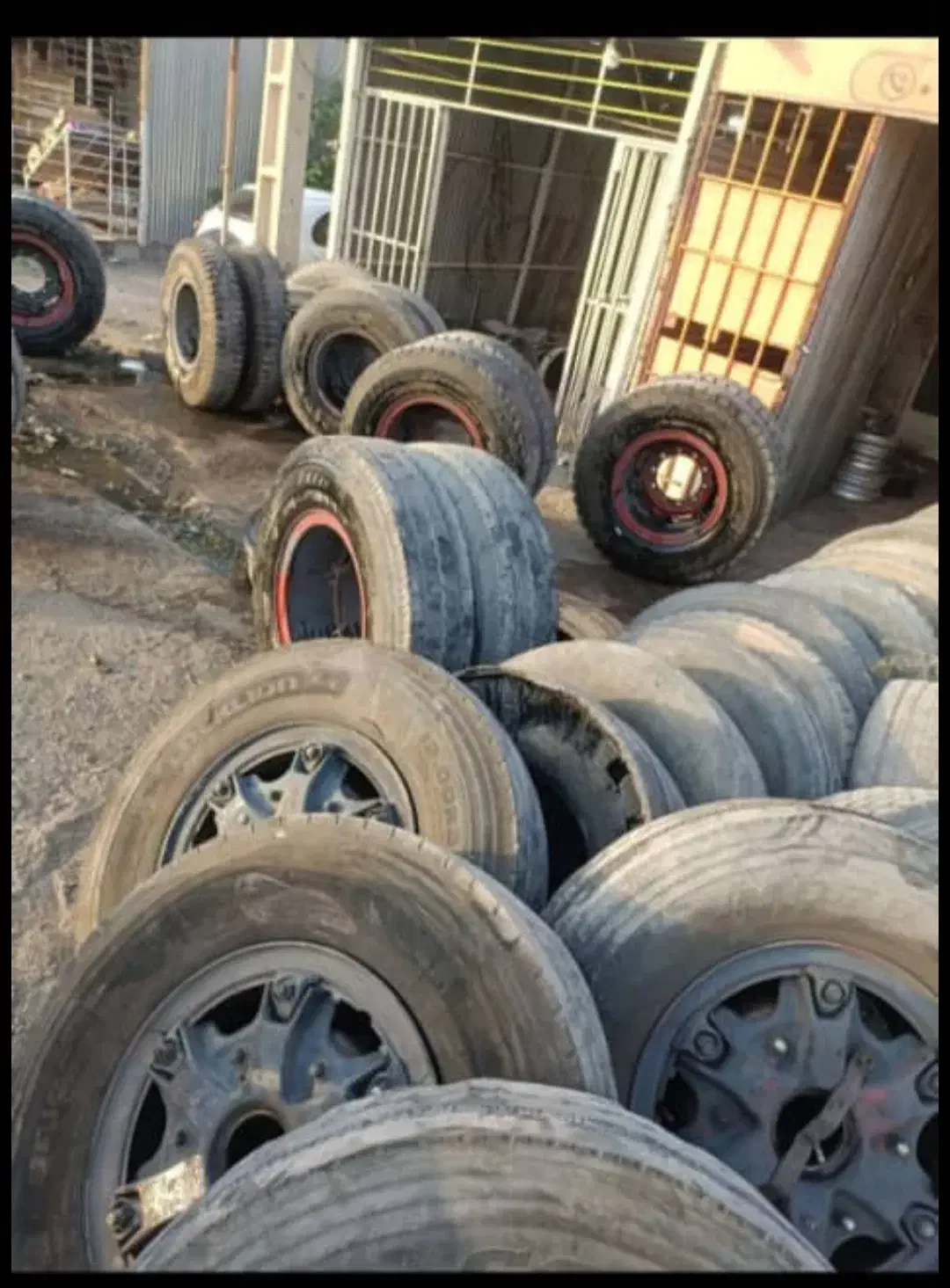 لاستیک و رینگ 24|قطعات یدکی و لوازم جانبی|اهواز, رسالت|دیوار