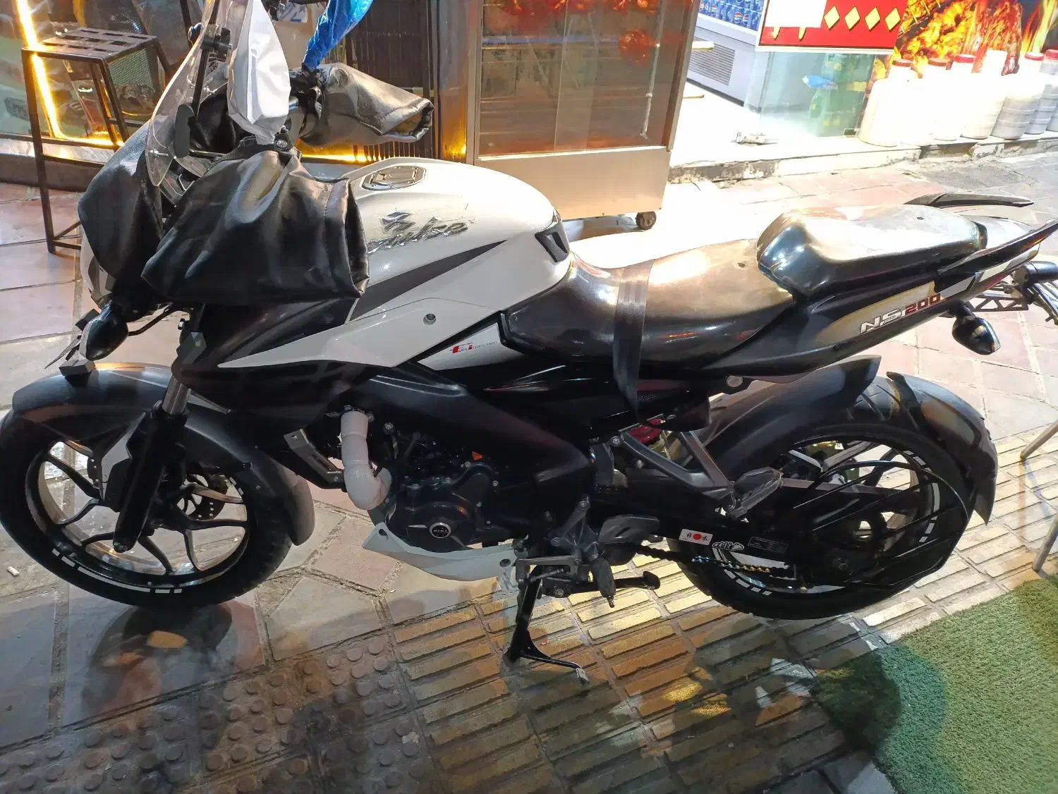 ان اس ۲۰۰ لازرورق|موتورسیکلت|تهران, کیانشهر|دیوار