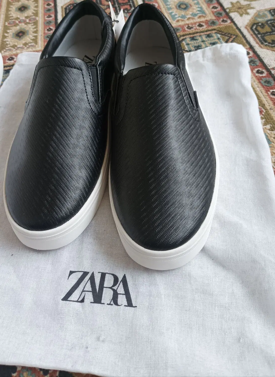 کفش چرم زارا وصندل زارا سایز41وکتونی سفیدچرم 43|کیف، کفش، کمربند|کرج, حیدرآباد|دیوار