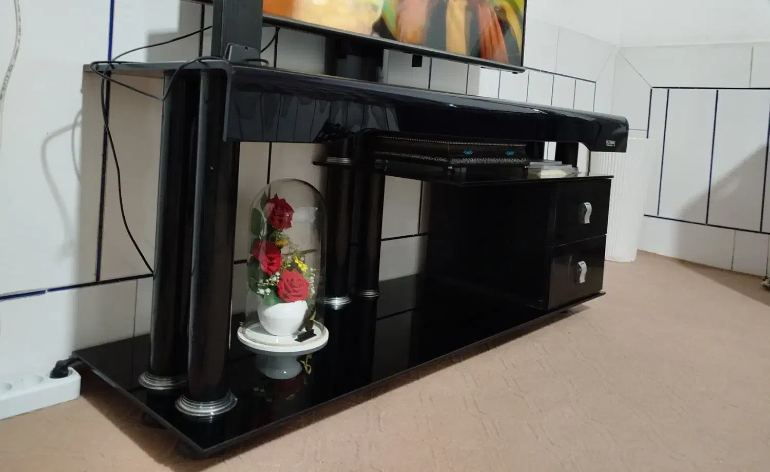 میز تلویزیون|میز تلویزیون|فولادشهر, B2|دیوار