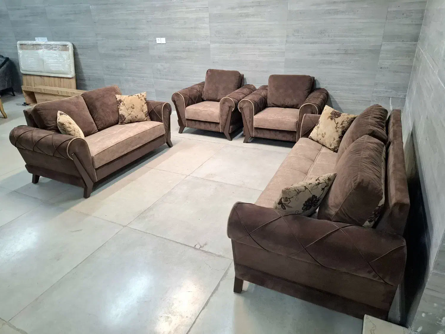 مبل سلتیک هفت نفره با پارچه تشک نو|مبلمان اداری|اصفهان, جلالیه|دیوار