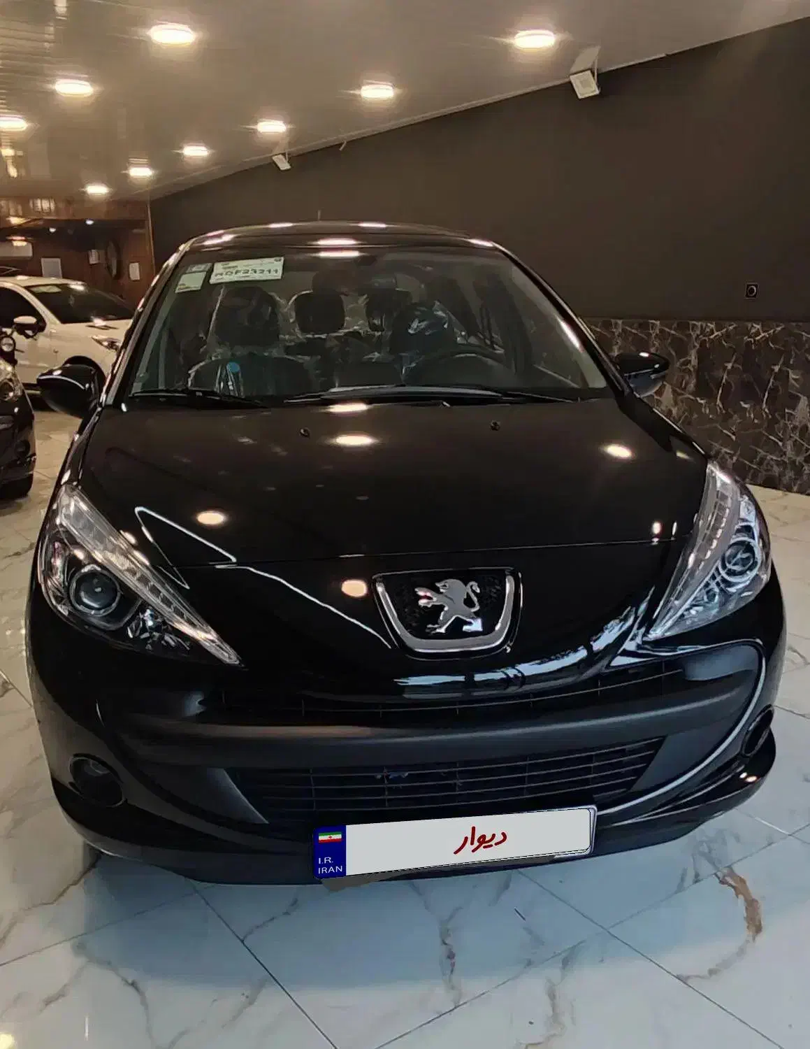 207 ارتقا یافته دنده ای خشک|خودرو سواری و وانت|قائم‌شهر, |دیوار