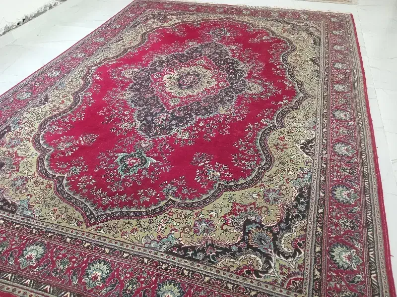 فرش کارکرده ولی درحدنو بدون پارگی|فرش|خشکبیجار, |دیوار