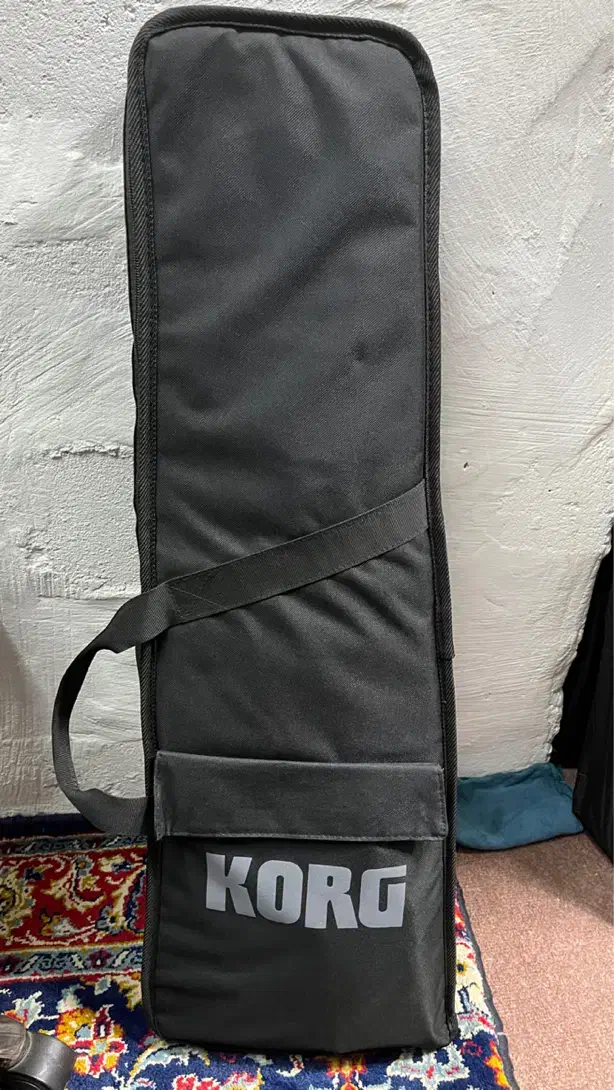 گیو کرگ rk100s 2|پیانو، کیبورد، آکاردئون|رشت, گلسار|دیوار